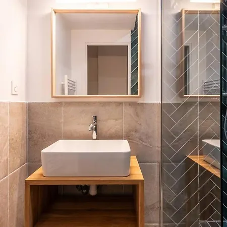 Ideal And Cozy 2bd In Saint-martin Apartment Paris